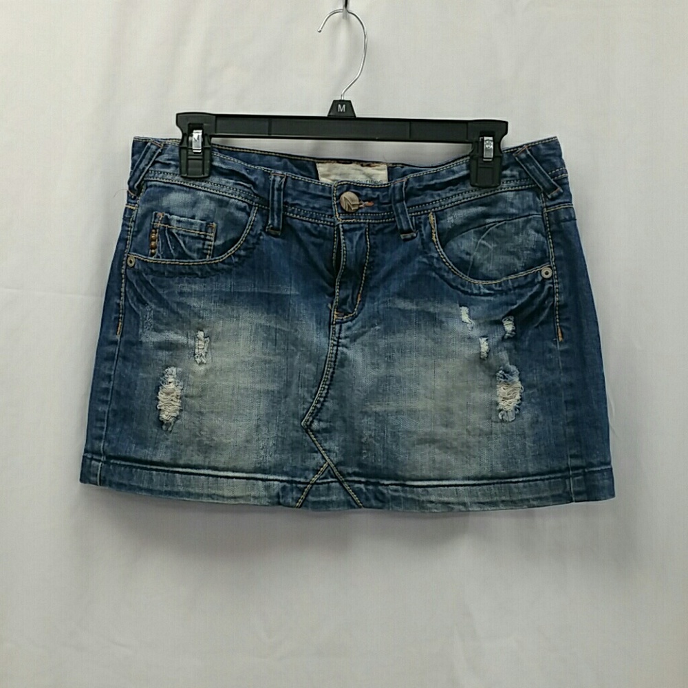 Blue Jean Skirt distressed size 7 / 8